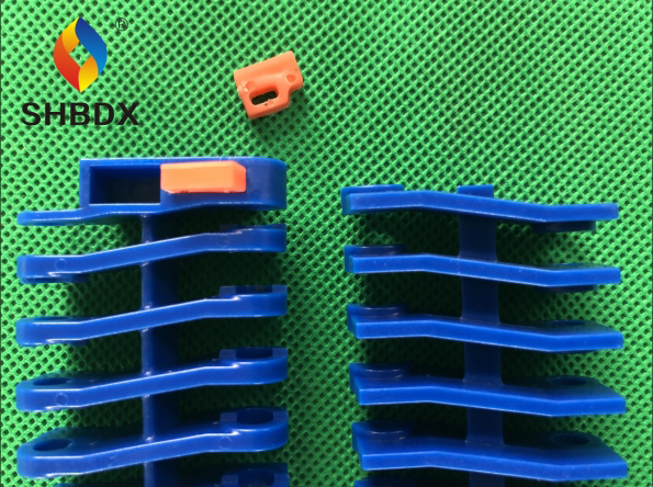 900 Series Raised Rib Modular Belt
